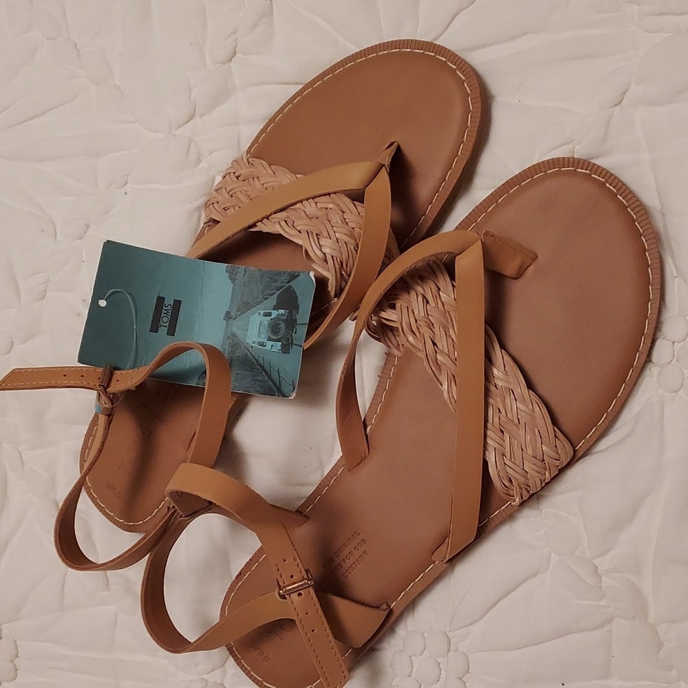 NWT Tom's Vegan Leather Lexie Women's Sandals Size 9.5